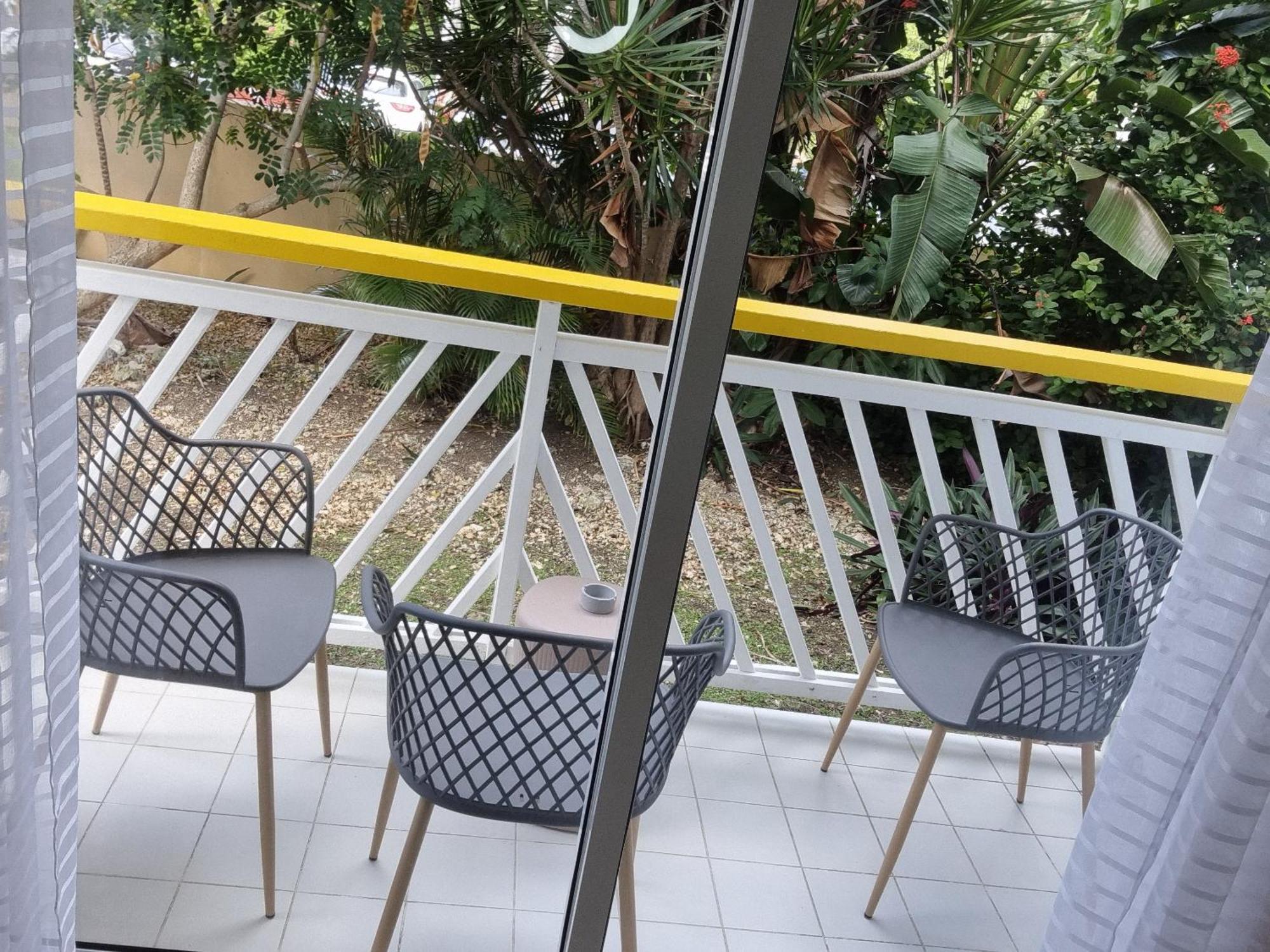 Studio Beachside Paradise Avec Citerne Tampon- Residence Manganao Saint-Francois  Exterior foto